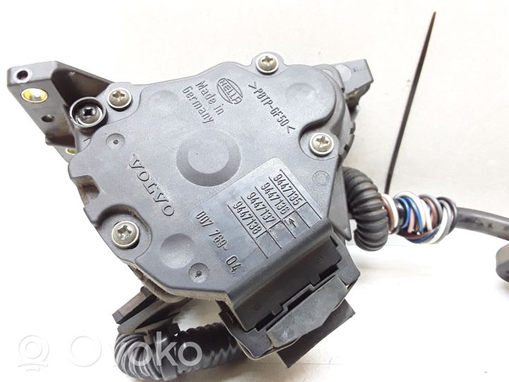 Volvo S70  V70  V70 XC Pedale dell’acceleratore 9447136