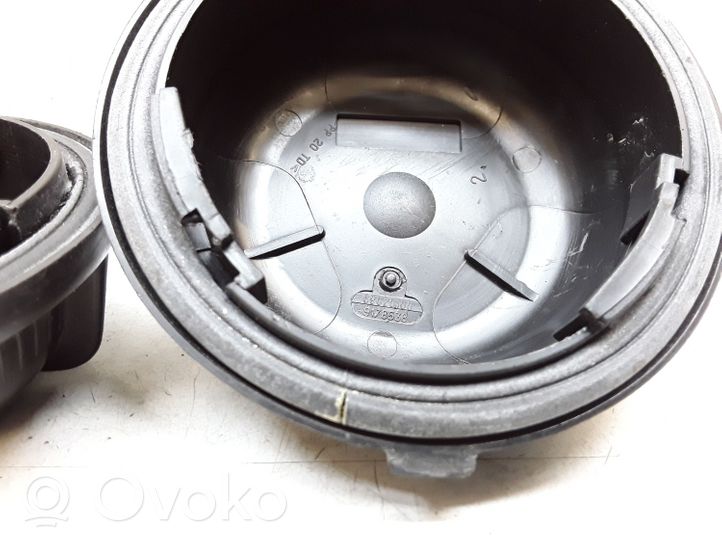 Volvo XC70 Osłona żarówki lampy przedniej 9178538