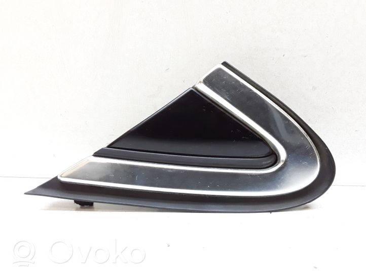 Volvo V40 Moulures des vitres de la porte avant 31349229