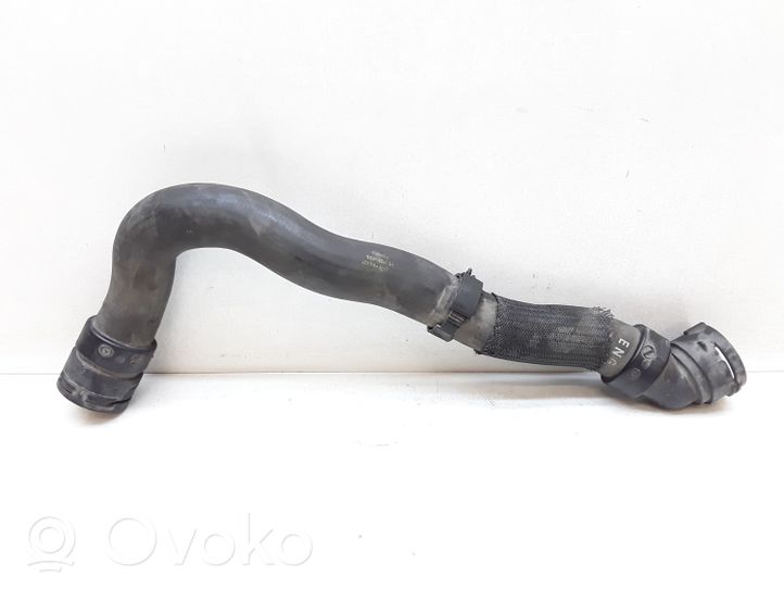 Volvo V70 Tuyau de liquide de refroidissement moteur BG918260GA