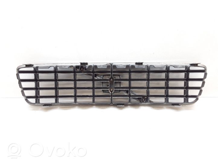 Volvo S60 Front bumper upper radiator grill 9151881