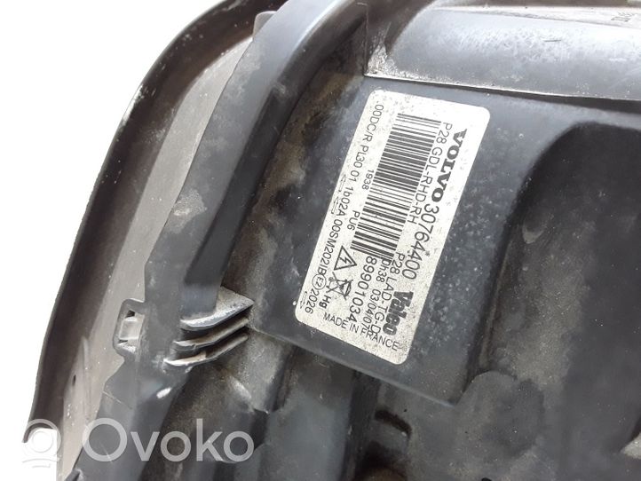 Volvo XC90 Lampa przednia 30764400