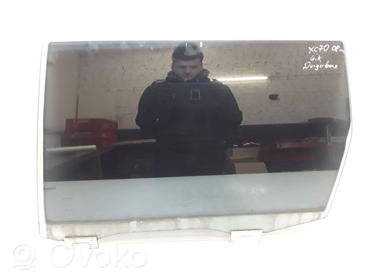 Volvo XC70 Rear door window glass 