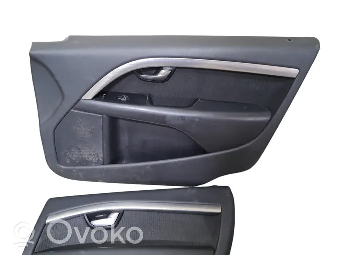 Volvo V70 Kit garniture de panneaux intérieur de porte 39883522