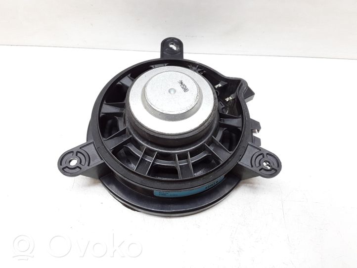 Volvo V70 Rear door speaker 30657445