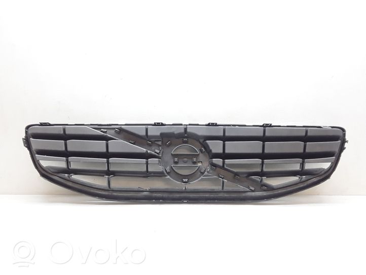 Volvo S60 Grotelės viršutinės 31333690