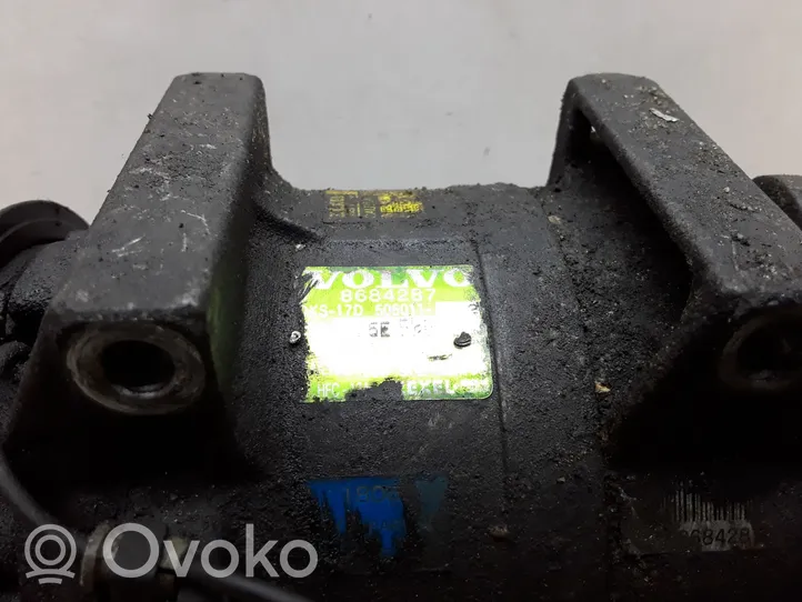 Volvo S60 Compressore aria condizionata (A/C) (pompa) 8684287