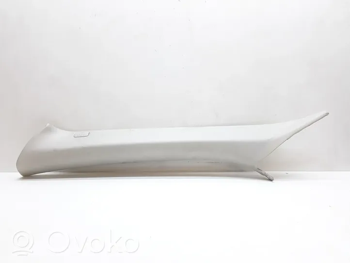 Volvo V40 Rivestimento montante (A) 