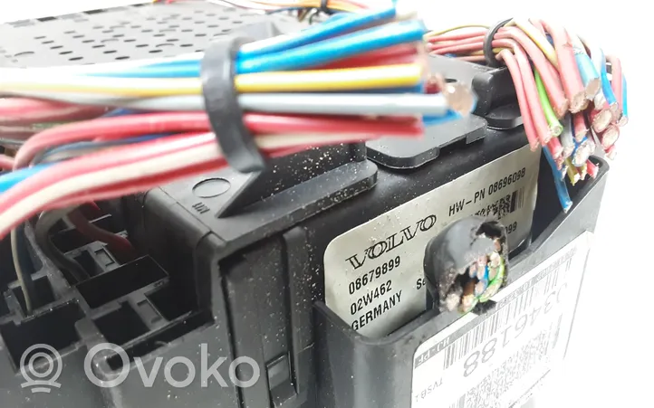 Volvo S60 Module de fusibles 08696098