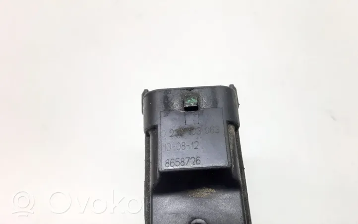 Volvo XC60 Camshaft position sensor 8658726