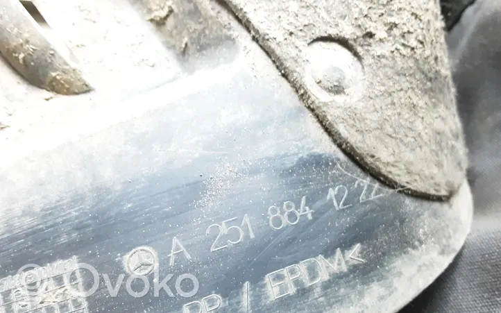 Mercedes-Benz R W251 Takapyörän sisälokasuojat A2518841222