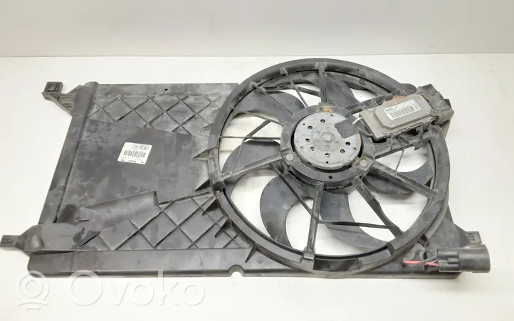 Volvo C30 Ventilatore di raffreddamento elettrico del radiatore 0130303930