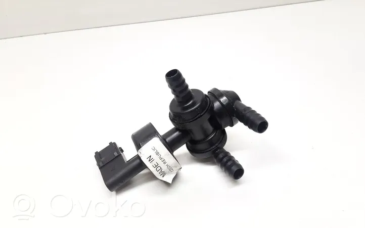 Volvo XC90 Vacuum valve 30645383