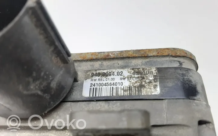 Volvo V70 Aušinimo ventiliatoriaus rėlė 940009402