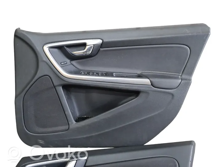 Volvo V60 Kit garniture de panneaux intérieur de porte 8686852