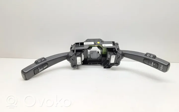 Volvo V60 Leva/interruttore dell’indicatore di direzione e tergicristallo 31313846