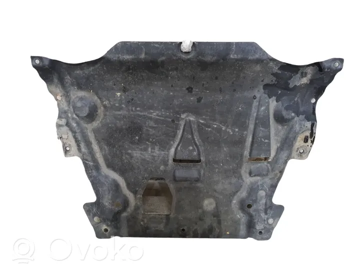 Volvo V70 Engine splash shield/under tray 