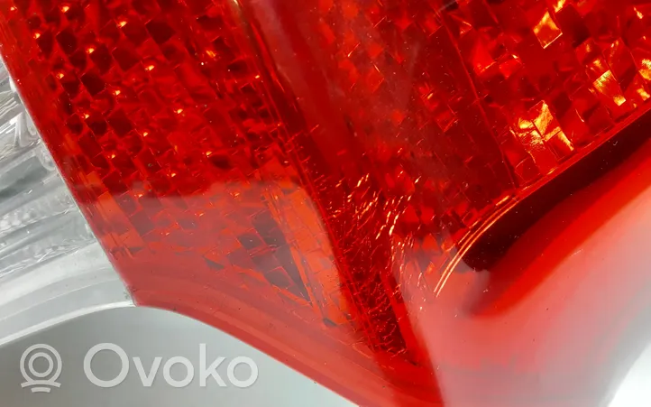 Volvo V70 Takaluukun takavalot 