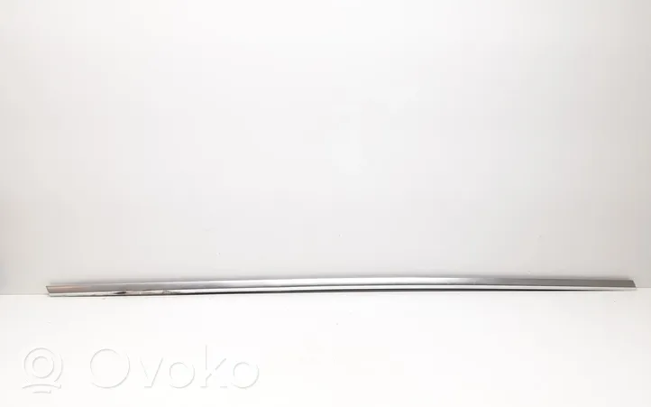 Volvo XC60 Front door glass trim molding 31297679