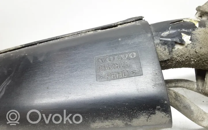 Volvo S70  V70  V70 XC Tubo e bocchettone per riempimento serbatoio del carburante 9142825