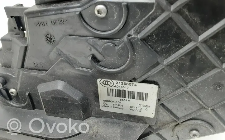 Volvo V70 Front door lock 31253674