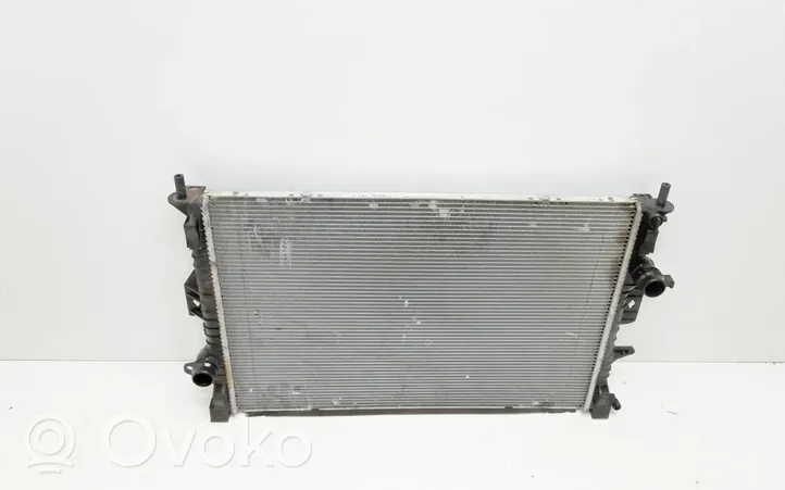 Volvo V40 Radiateur de refroidissement 31319064