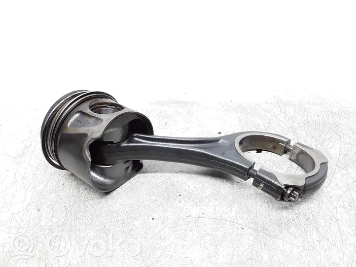 Mercedes-Benz ML W164 Piston with connecting rod A6422610