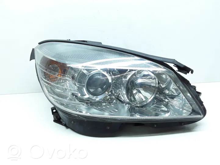 Mercedes-Benz C W204 Lampa przednia 030123460400