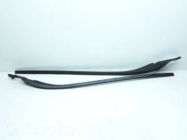 Volvo V60 Windshield trim 31335864