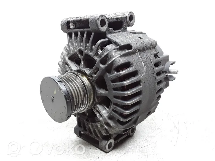 Mercedes-Benz C W204 Alternator A0141541102