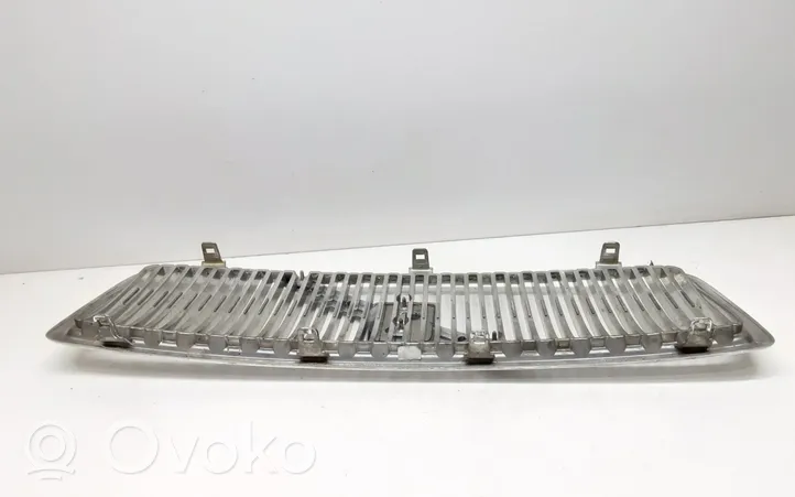 Volvo V70 Griglia superiore del radiatore paraurti anteriore 8659875