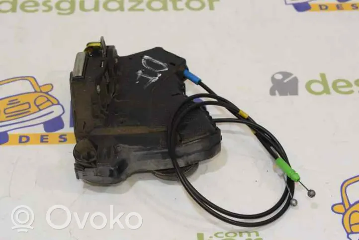 Toyota Auris E210 Serrure de porte avant 6904002210