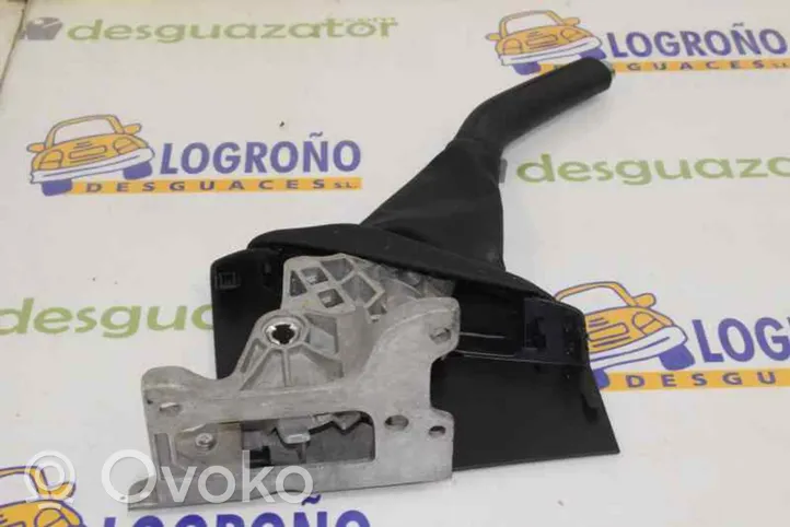 Volvo V40 Leva di rilascio del freno a mano 31381647