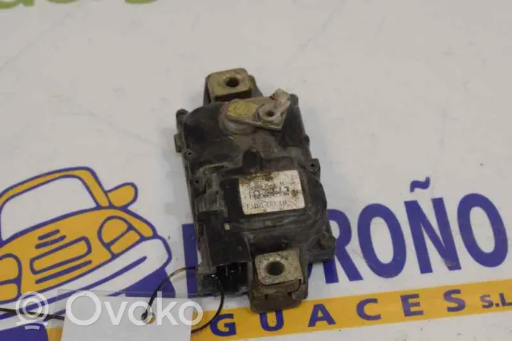 SsangYong Musso Moteur de verrouillage porte avant 8835005061