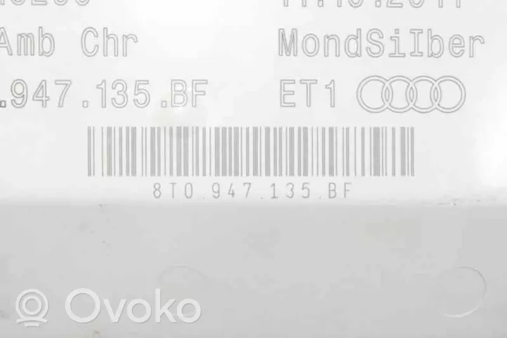 Audi A5 Sportback 8TA Garniture de console d'éclairage de ciel de toit 8T0947140