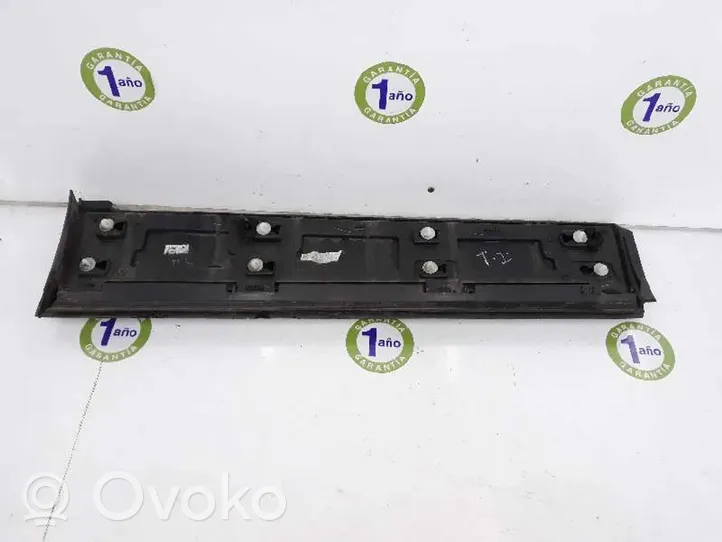 Land Rover Discovery Sport Garniture de hayon FK72274A49ACW