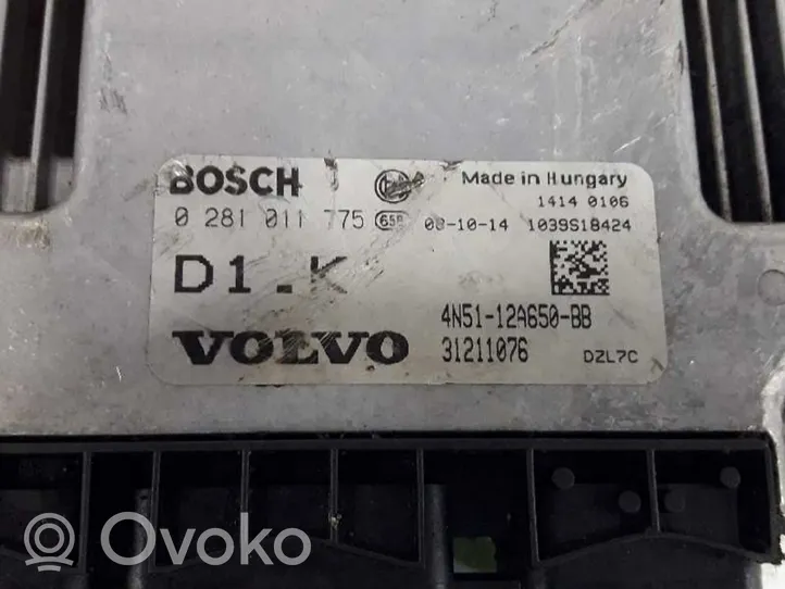Volvo C30 Calculateur moteur ECU 31211076