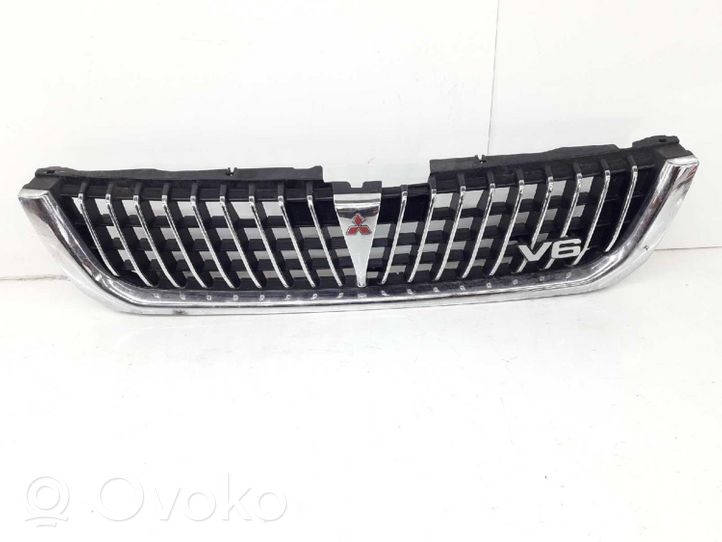 Mitsubishi Montero Grille inférieure de pare-chocs avant MR221211