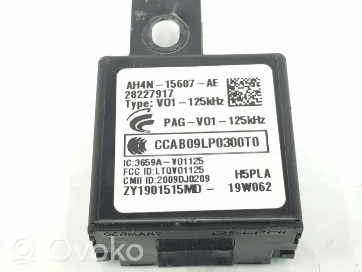 Land Rover Range Rover Sport L494 Unité de commande dispositif d'immobilisation AH4N15607AE