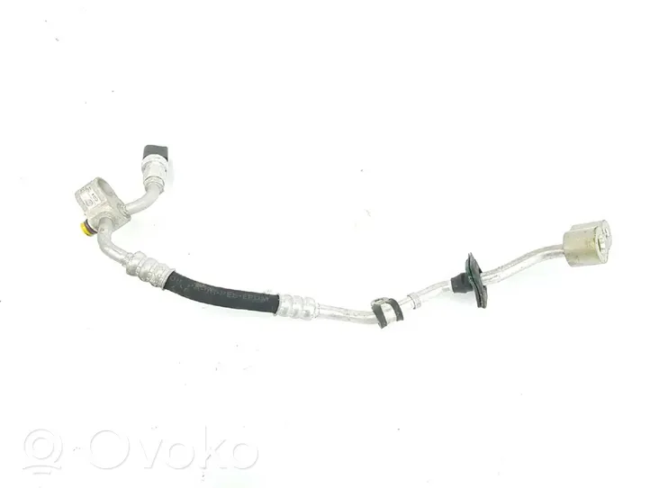 Audi Q7 4M Tubo flessibile di aspirazione del compressore ad aria dello pneumatico 7L6820741B