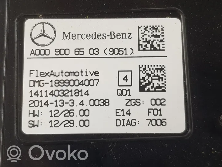 Mercedes-Benz CLA C117 X117 W117 Kattokonsolin valaisinyksikön koristelista A0009006503