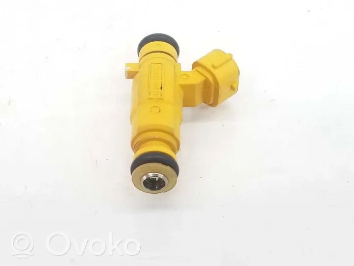 Hyundai Elantra Injecteur de carburant 353102B020