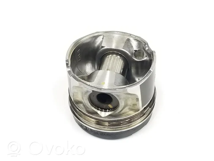 Toyota Verso Piston avec bielle 131010R070