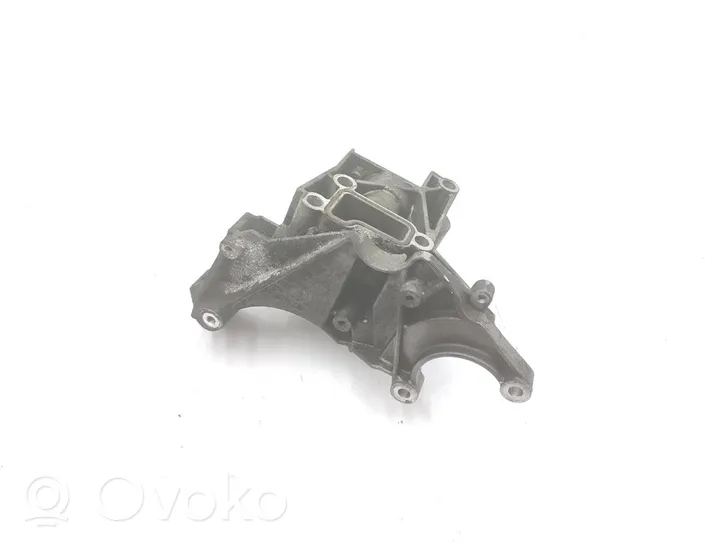 Audi Q7 4M Supporto del generatore/alternatore 059145167AE