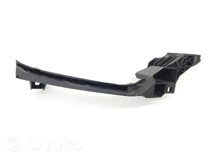 Audi A1 Staffa faro/fanale 82A807572A