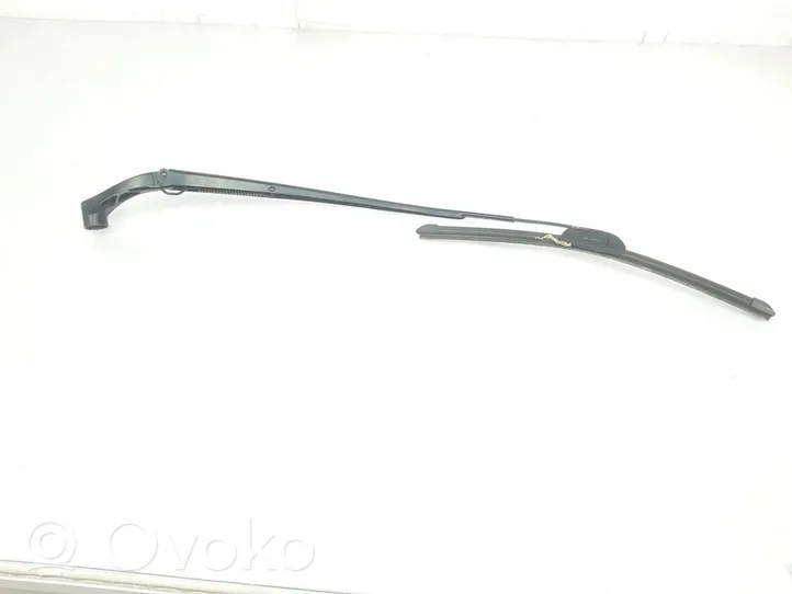Mazda 3 Braccio della spazzola tergicristallo anteriore BHS367321