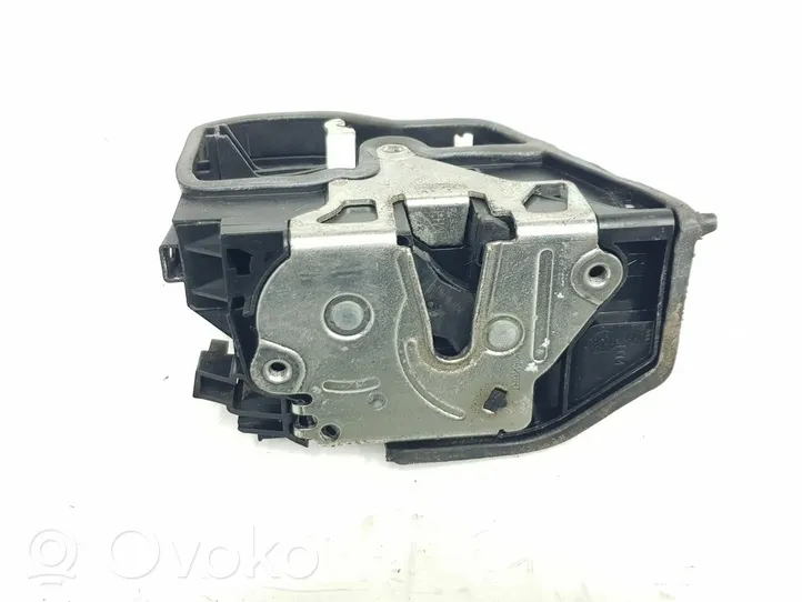 BMW 5 E60 E61 Zamek drzwi przednich 51217202144