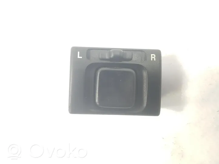 Suzuki Jimny Bouton de commutateur rétroviseur latéral 3795075F00000