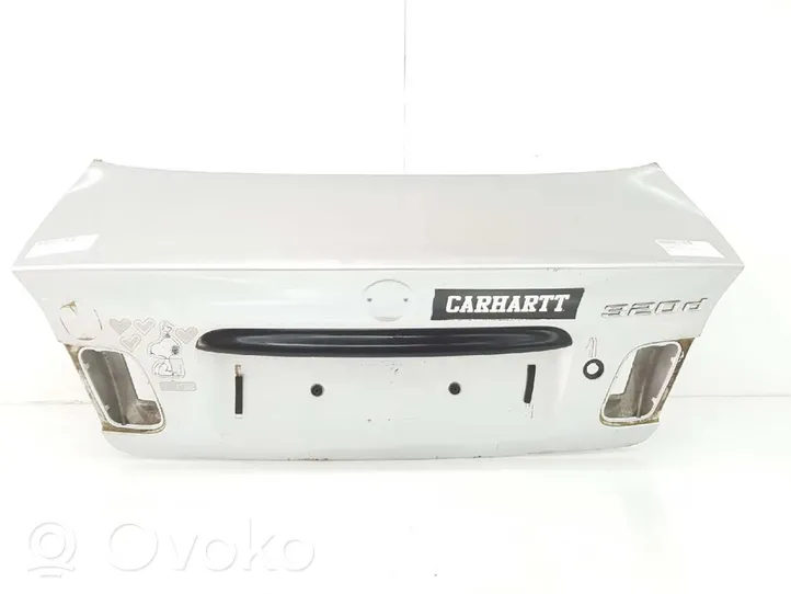 BMW X3 E83 Puerta del maletero/compartimento de carga 41627003314