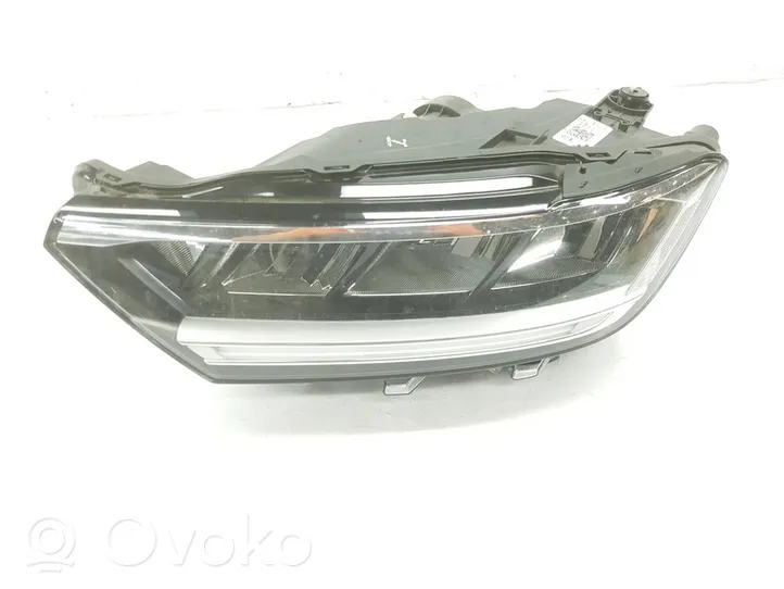 Volkswagen T-Roc Lampa przednia 2GA941005F